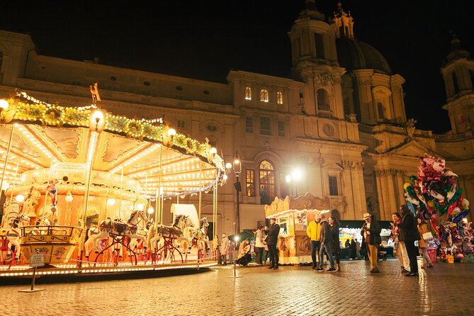 2h Xmas Lights Panoramic Vespa Sidecar Tour - Piazza del Popolo and the northern gateway