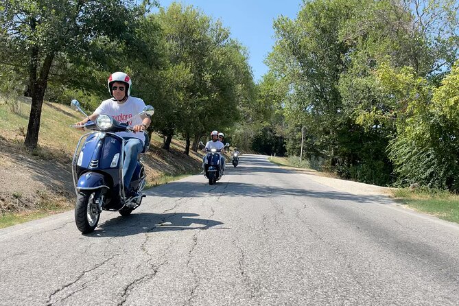 3 Hour Vespa Tour - The Charming Castles of Arcevia - Stop one: narrow lanes and valley views at Piticchio