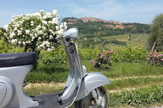 3-Hours Vespa Tour in the Tuscan Hills - The important Vespa warning