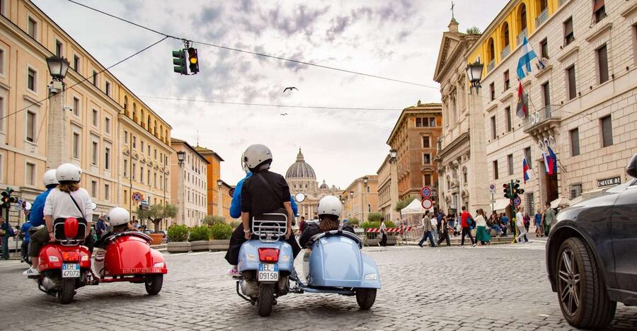 Afternoon Vespa Sidecar Tour with Gourmet Gelato Stop - Meeting at Piazza della Repubblica at 2:30