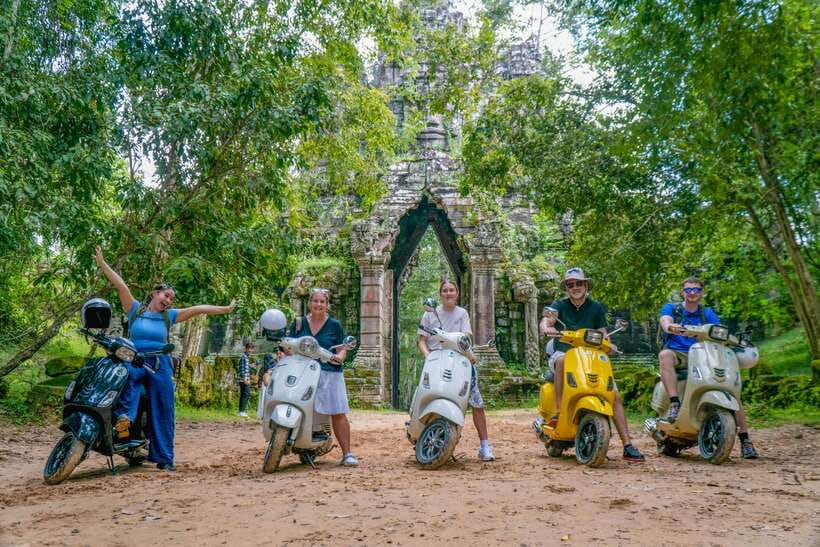 Angkor Wat: Guided Vespa Tour / Tuk Tuk or Car - Why a Vespa is a smart way to see Angkor
