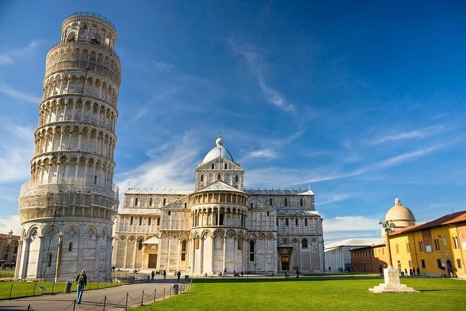 Around Florence Hills: App‑Guided e‑Vespa Tour + Wine&Food - Piazzale Michelangelo and the Florence Panorama