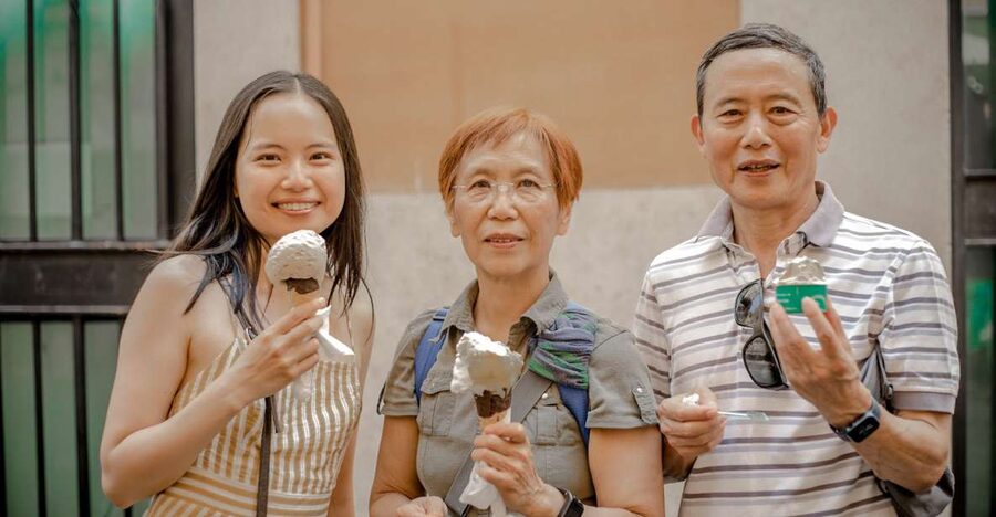 Authentic Rome Vespa Tour /See the Eternal City Like a Local - Riding Through Rome With a Local Driver
