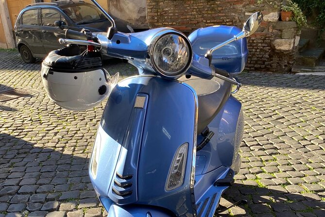 Exclusive Rome by Night Vespa Tour - Piazza Navona and the Pantheon