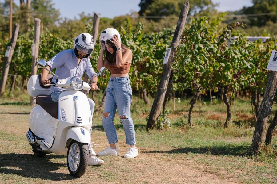 Explore the Rolling Hills of Lucca on a Vespa 125 Primavera - Who should book this Vespa day