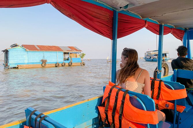 Floating Village Sunset boat Vespa Tour / Tuk Tuk Available - Wat Po Banteaychey and the Human Side of the Tour