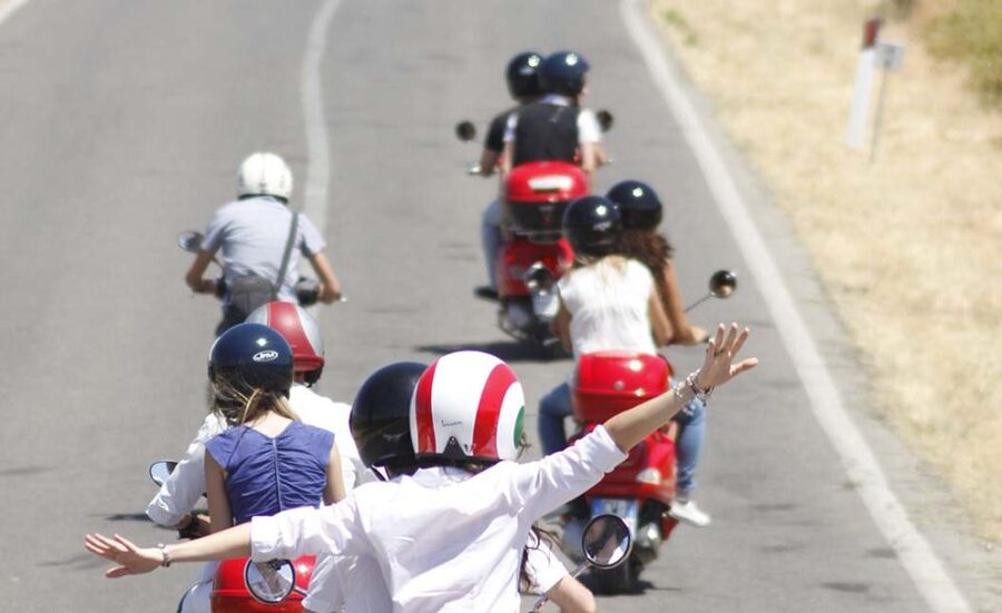 From San Gimignano: Vespa Tour in Chianti - Key points before you book