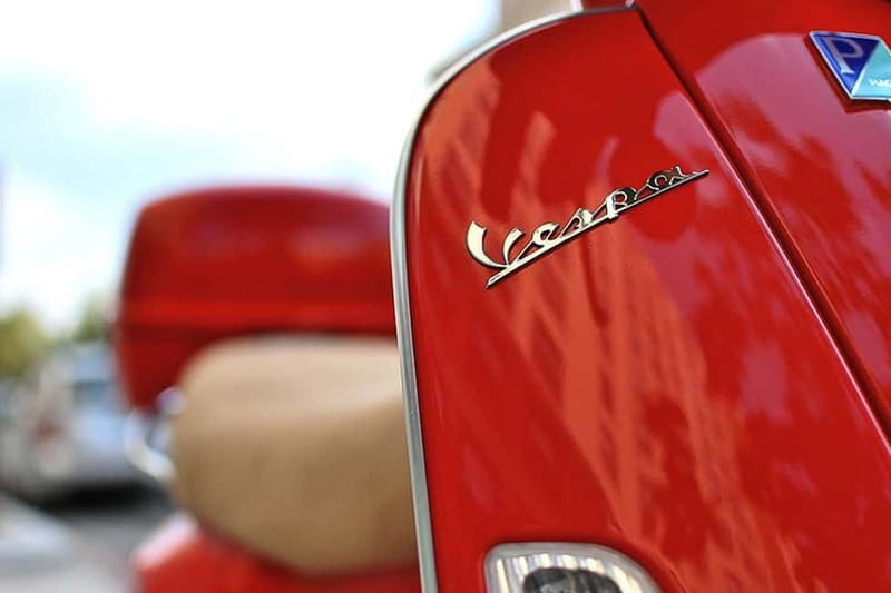 From Siena/Badesse: Vespa & Chianti Tour in the Tuscan Hills - Why a Vespa works so well in Chianti