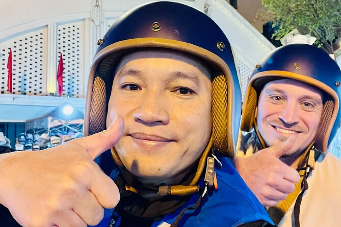 Hanoi After Dark Vespa Tour (4 hours): Street Food & Night Vibes - Truc Bach Lake: the main food stop