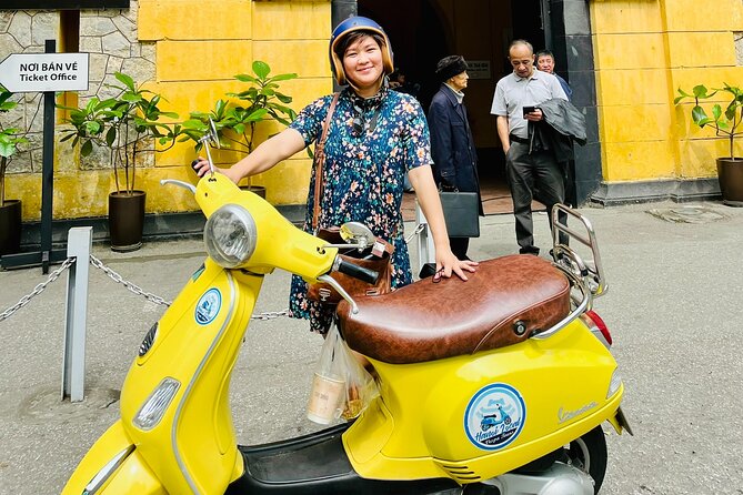 Hanoi Highlights Half-day Vespa Tour: REAL Hanoi, Culture & Food - Hoan Kiem and the Old Quarter: two hours of city scenes
