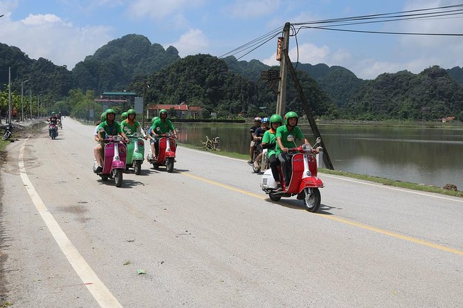Hanoi Vespa Tour Explore Red River Delta & Rural Villages 5 Hours - The return through Hanoi’s back roads
