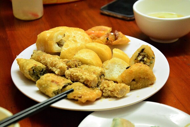 Hanoi Vespa Tours: Hanoi Vintage Vespa Food Tours - A final look at Legendary Train Street