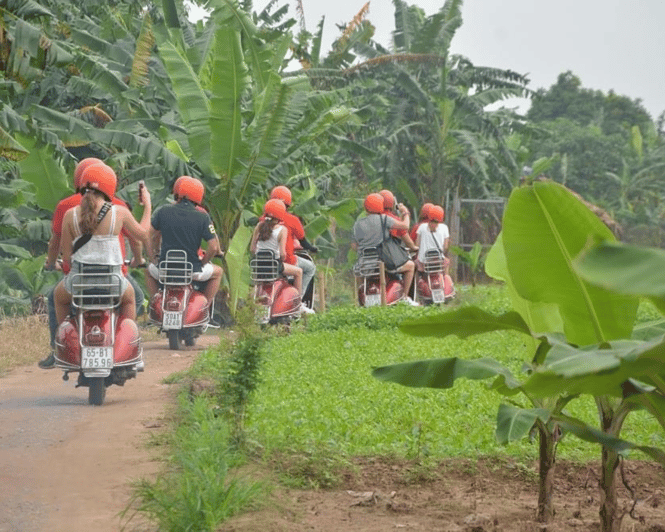 Hanoi Vintage Vespa Tours: A Half-Day Countryside Adventure - A market, tropical fruit, and lotus lake break