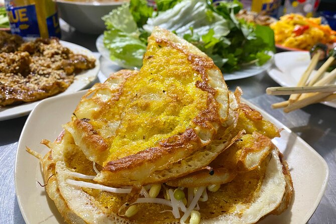 Hoi An Vespa Food Tour: Authentic & Exotic Food Culture - First bites in Tan An: grilled rice paper and papaya salad