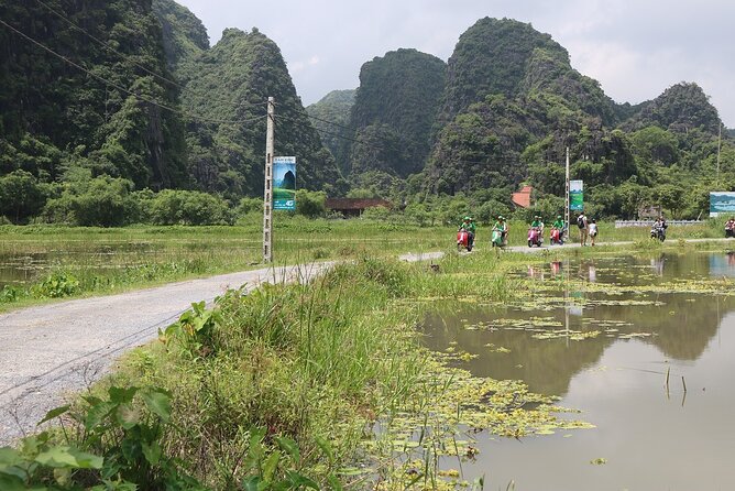 Hoi An Vespa Tour Rural Villages Experience - A coffee break, then local lunch