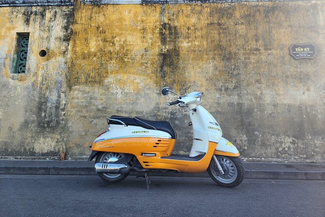 Hoi An Vespa Tours: Hoi An Highlights and Hidden Gems - Tra Que Vegetable Village and the countryside ride
