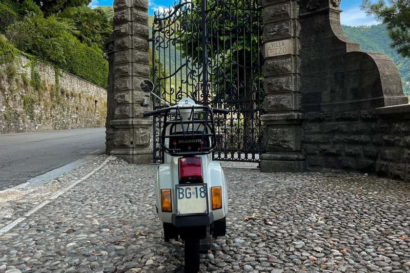 Lake Como: 4, 8, or 24-Hour Classic Vespa Rental & Delivery - Fuel, helmets, and what you receive