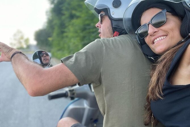 Langhe Vespa Electric Tour - Barolo: begin with the famous name