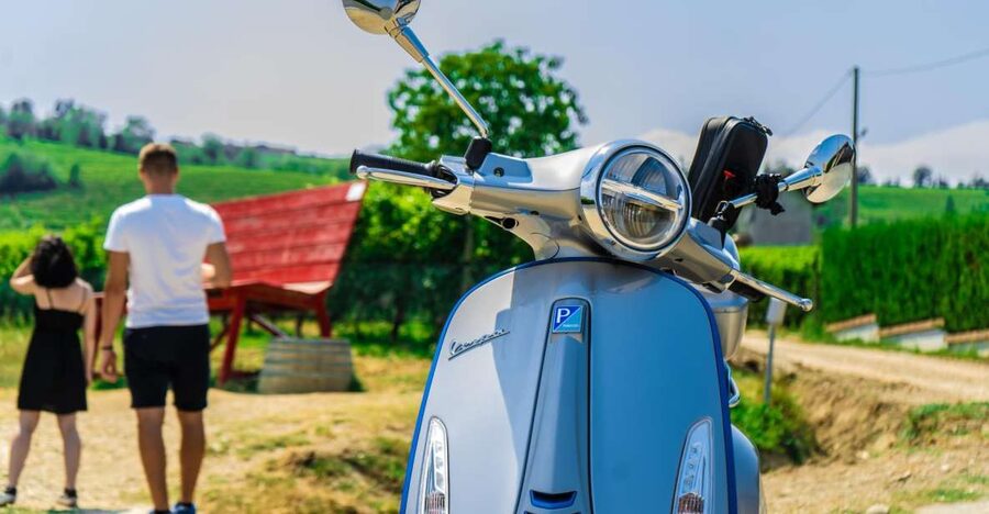 LANGHE : Vespa Tour to the Wine Region of Barolo - Starting at SP7, 3a