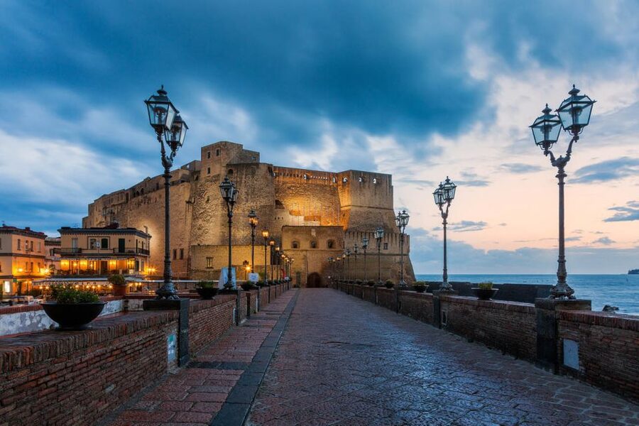Naples: Private Classic Vespa City Tour - Why a Vespa makes sense in Naples