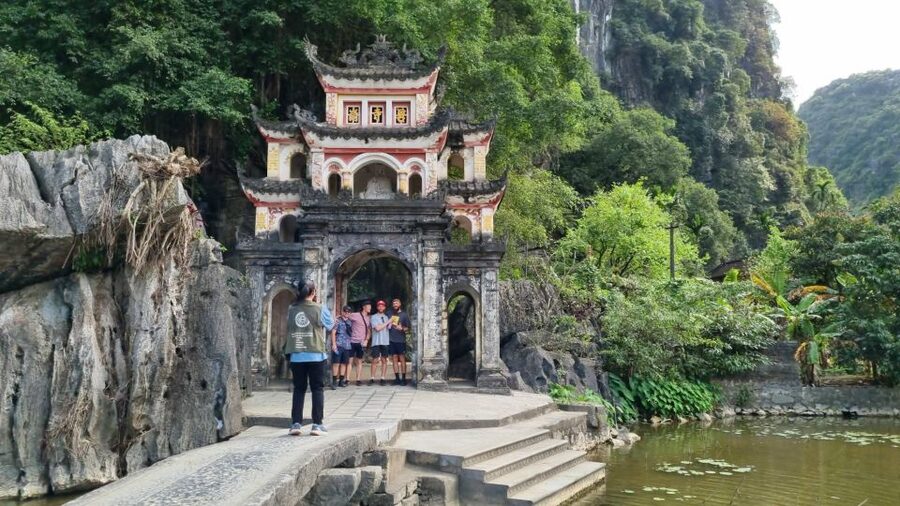 Ninh Binh Vespa Tours from Hanoi: Vespa + Boat + Daily Life - Should you book it?