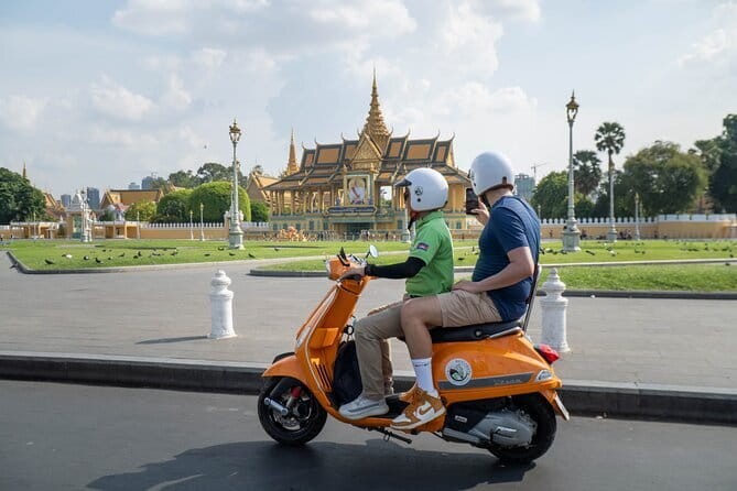 Phnom Penh: Highlights Tour Including National Museum - Key points to know before booking