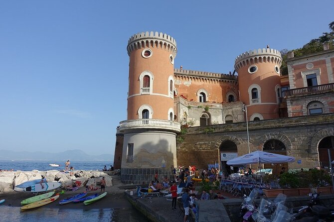 Private Sightseeing Tour in Naples by Vespa - The guide makes or breaks the experience