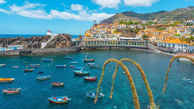 Private Vespa Tour Funchal & Câmara Lobos (3hrs) - Pico Fortress and views over Funchal