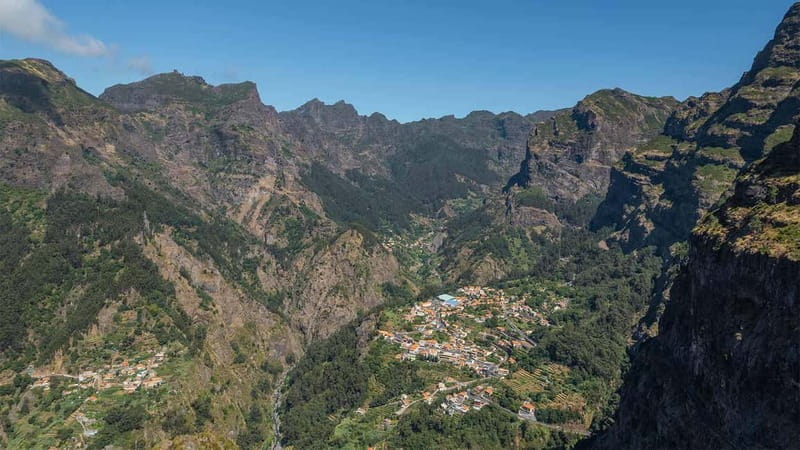 Private Vespa Tour Nun´s Valley,Câmara Lobos,CaboGirão(4hrs) - Starting in Funchal on a Vespa