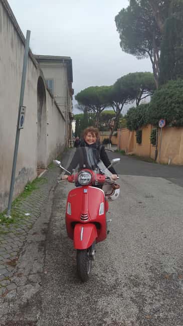 RENTA A VESPA - Should you book this Rome Vespa rental?