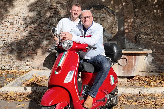 Roma Vespa Tour Pick-up from Hotel - Why the private format matters