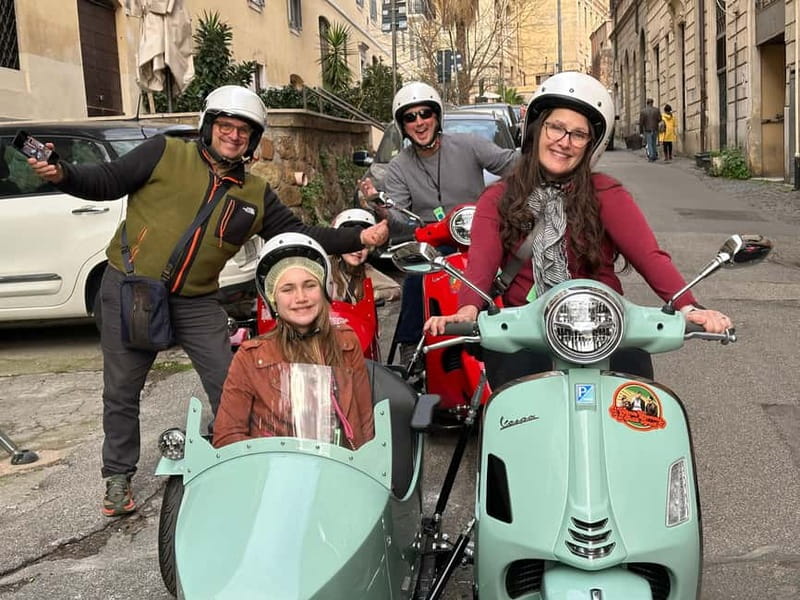 Rome 1.5 hours Private tour in Vespa Sidecar vintage style - Why a Vespa sidecar works well in Rome