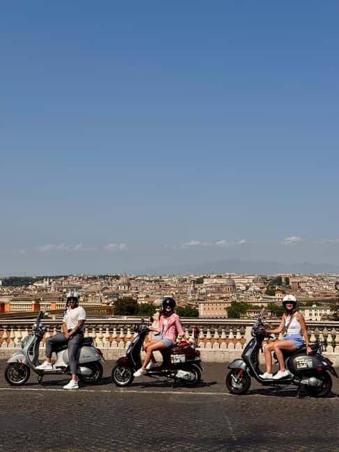 Rome: 1-Hour Vespa Ride as Passenger with a Local Driver - Finishing near the Pantheon