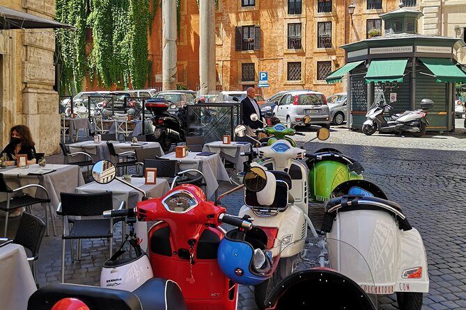 Rome Afternoon Sightseeing Vespa Sidecar Tour with Gourmet Gelato - Piazza Navona and the road to St. Peter’s
