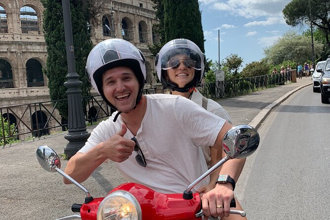 Rome by Vespa – Vespa Tour with Local Guide Francesco - The Colosseum from a scooter seat