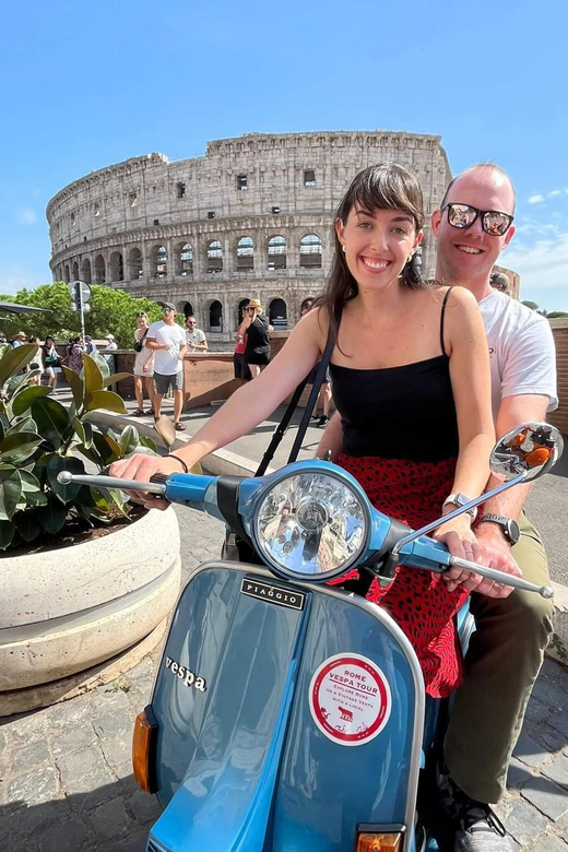 Rome by Vespa with a local - Seeing Rome’s ancient center from the road
