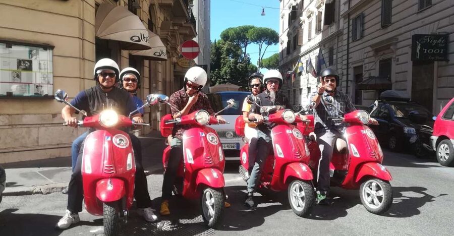 Rome: City Highlights Vespa Tour with Driver - Why Rome works so well from a Vespa