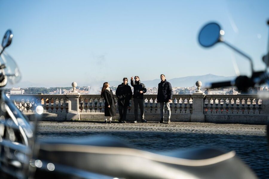 Rome: Day and Night Private Vespa Tour with Hotel Pickup - The guides shape the experience