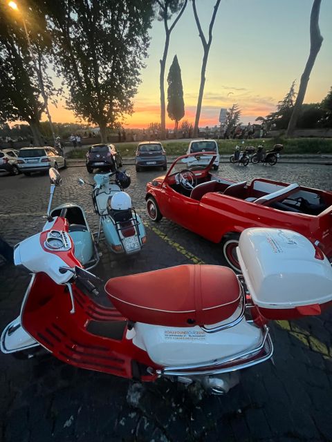 Rome: Evening Fiat 500 and Vespa Prosecco Tour - The guides make the difference
