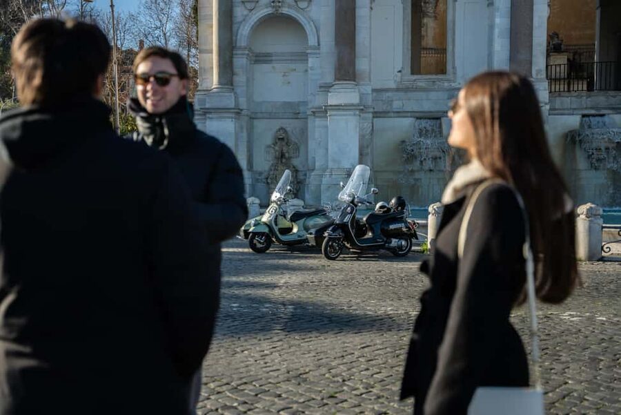 Rome: Evening Vespa Sidecar City Tour - Piazza Venezia and the first Roman views