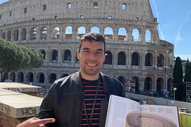 Rome in Style: Panoramic Vespa Experience with Licensed Driver - The Fontanone and a classic Vespa photograph