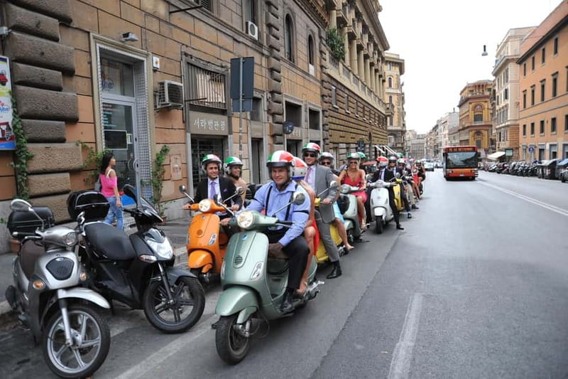 Rome: Nighttime Vespa Rental - What this Rome night ride really offers