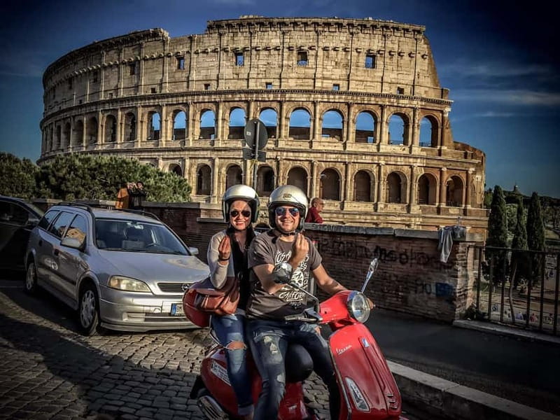 Rome: Nighttime Vespa Rental - Picking up the Vespa near Termini Station