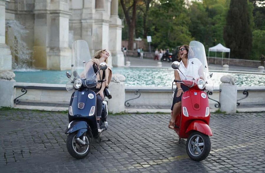 Rome on a Vespa – Photography Service - Gianicolo Hill brings the best pause