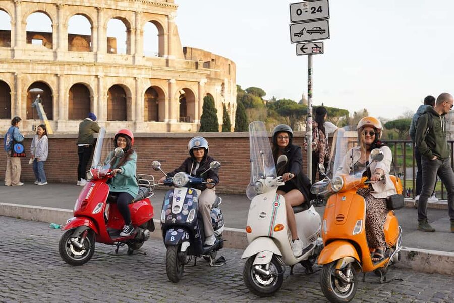 Rome: Private Vespa Experience with Professional Photoshoot - Key points to know before booking