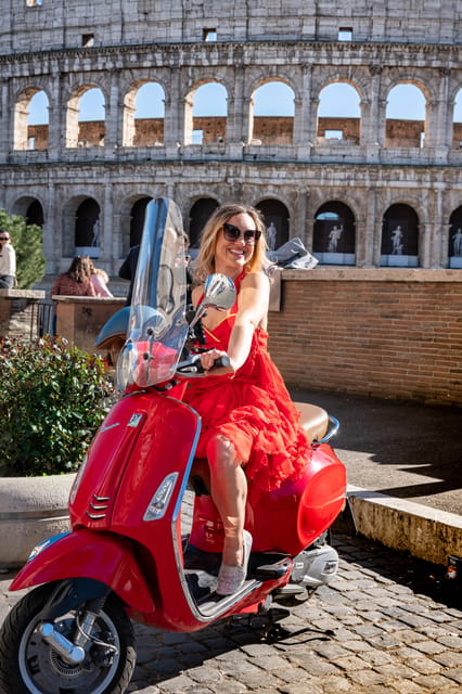 Rome: Vespa City Tour with Professional Photoshoot - Gianicolo ends the route with coffee and a view