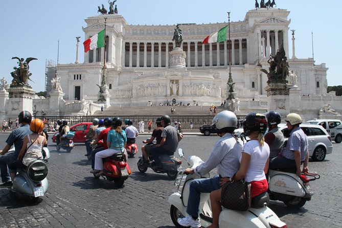 Rome Vespa Grand Tour - The Colosseum gives the ride a strong start