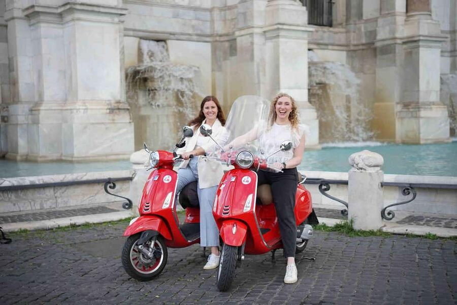 Rome: Vespa Photo Tour with City Center Pickup - Key points to know before booking