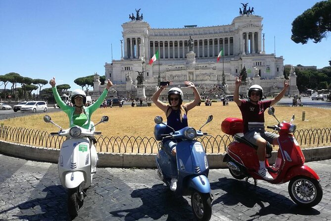 Rome Vespa Primavera 125 cc Rental - 72 Hours Rental - How the experience feels compared with taxis and buses