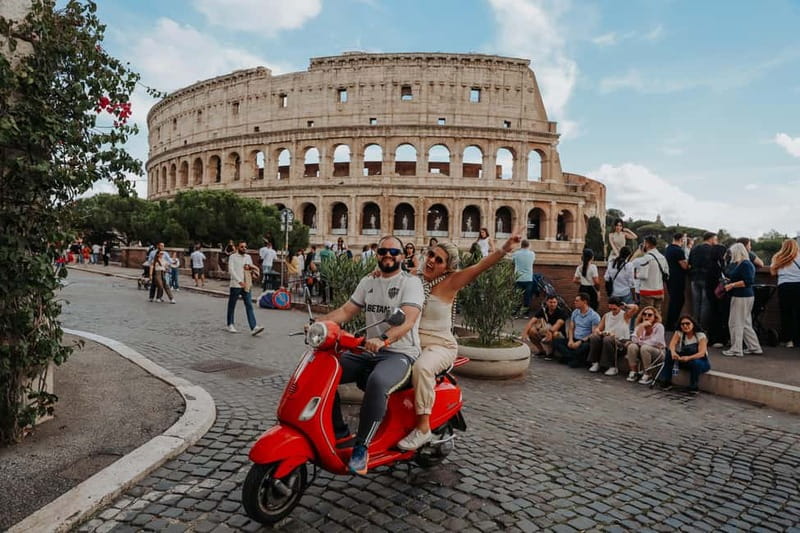 Rome: Vespa Ride in the Streets with Photography - What the guides add to the experience
